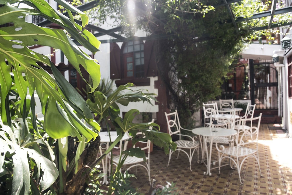 Boutique Hotel Antinea 70/76