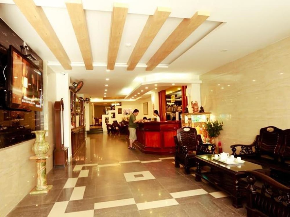Xuan Hung Hotel 8/55