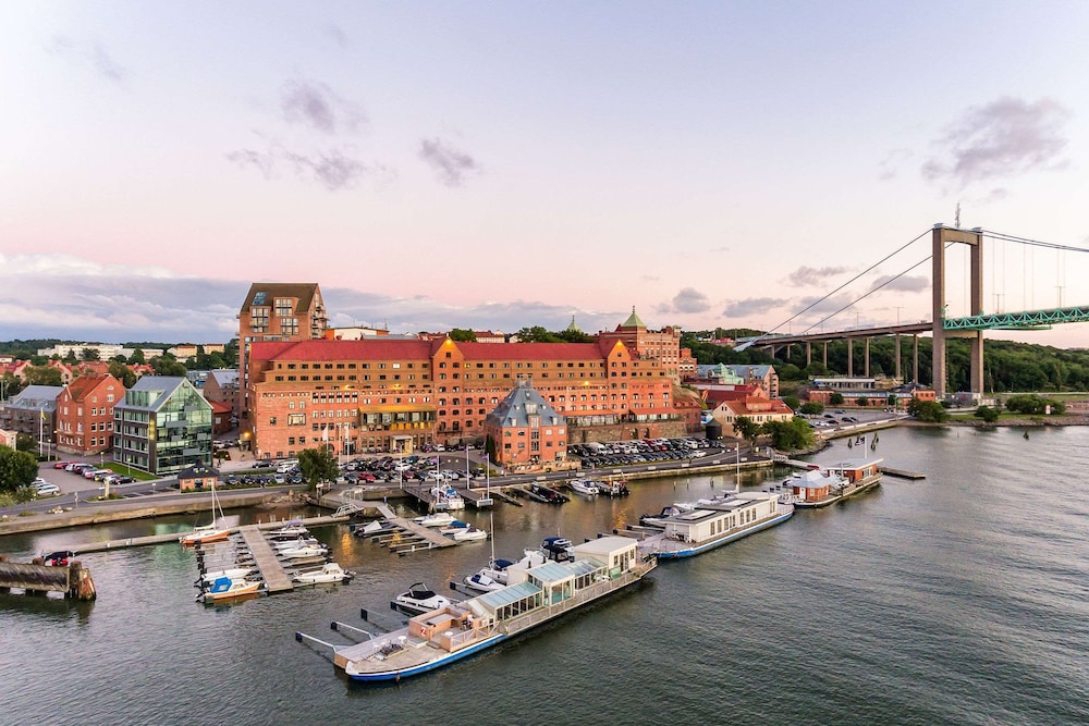 Hotel Waterfront 47/50