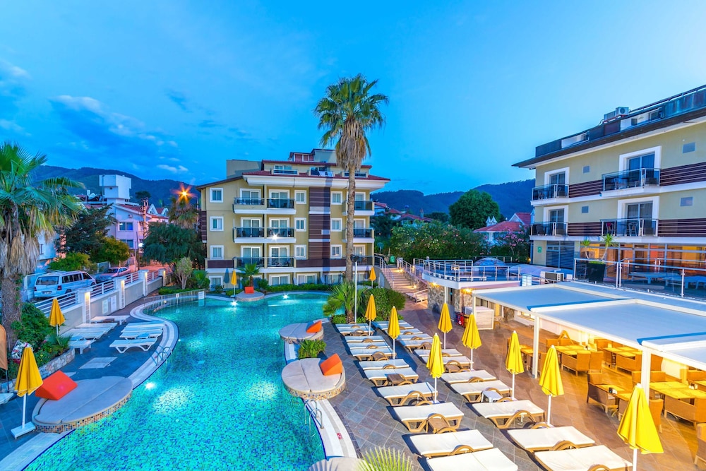 Mersoy Bellavista Hotel 40/50