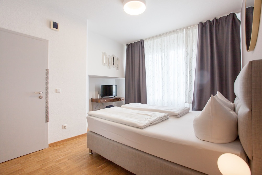 TM Hotel Düsseldorf 5/23