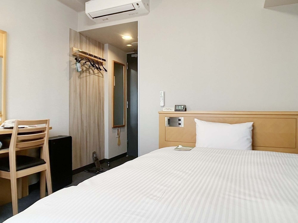 Room, Single, Double Bed, Smoking