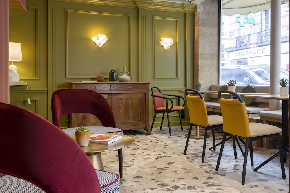 Hotel de La Paix Paris 45/68