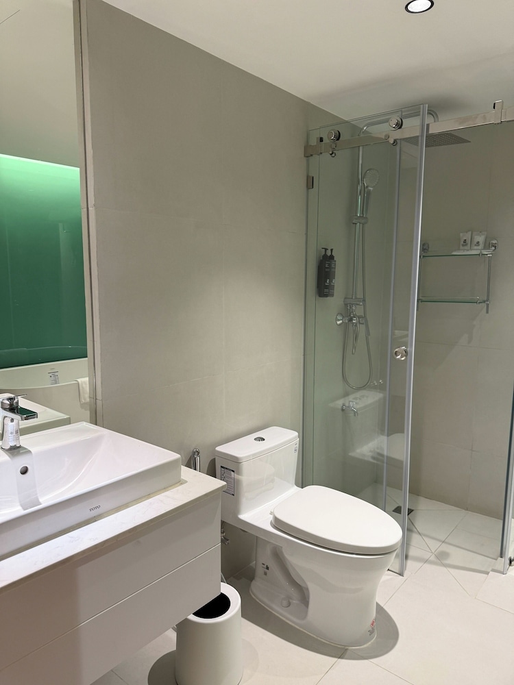 Viva Hotel Songkhla 64/66