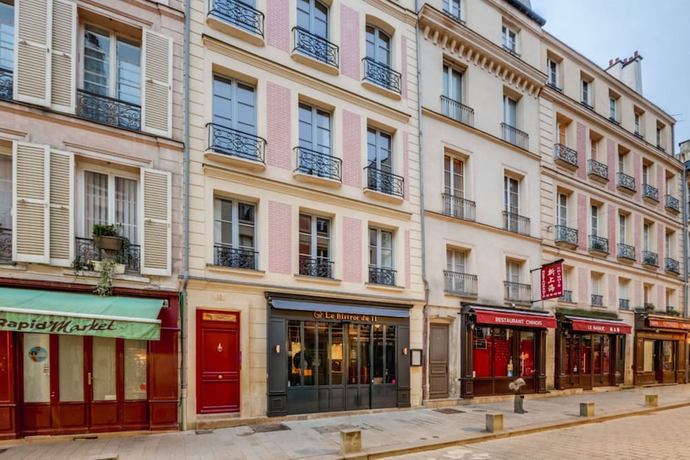 Les Apparts de l Oncle Louis in VERSAILLES