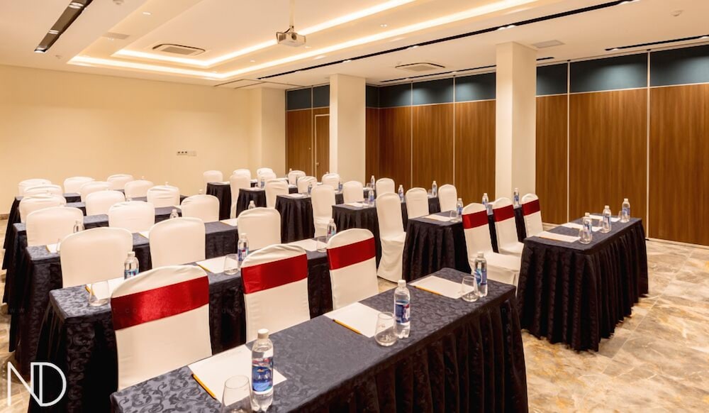 Phu Thang Grand Hotel 39/50
