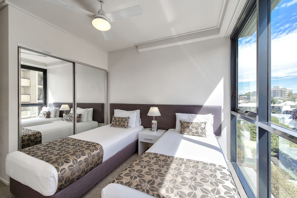 SKD Suites 10/31