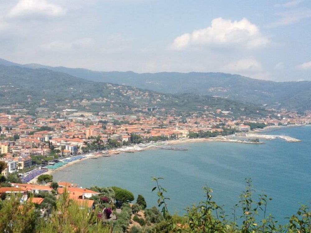 NETTUNO HOTEL 20/24