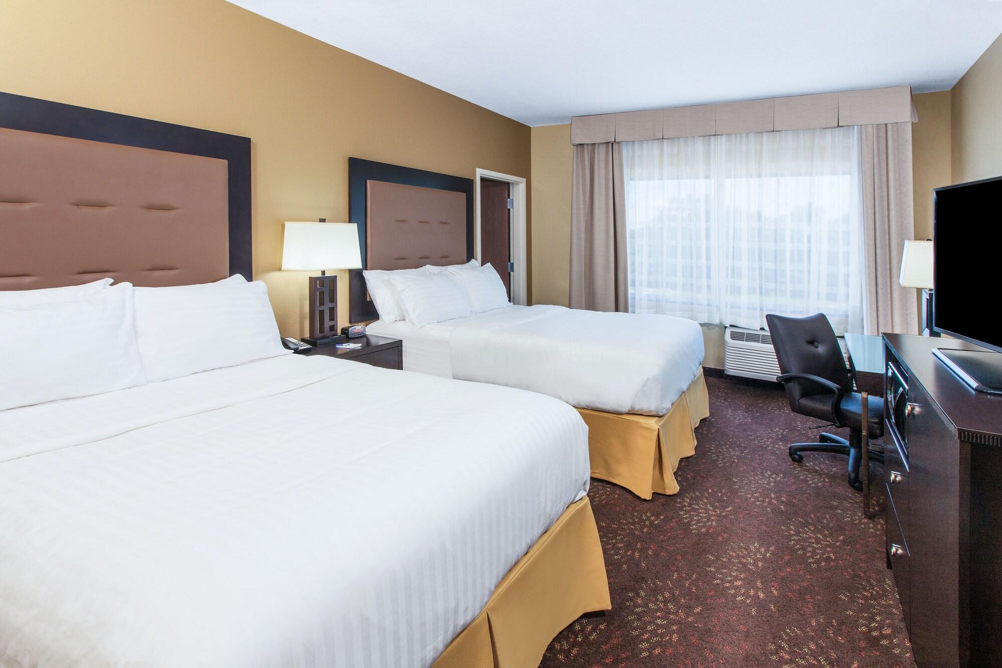 Standard, Multiple Beds