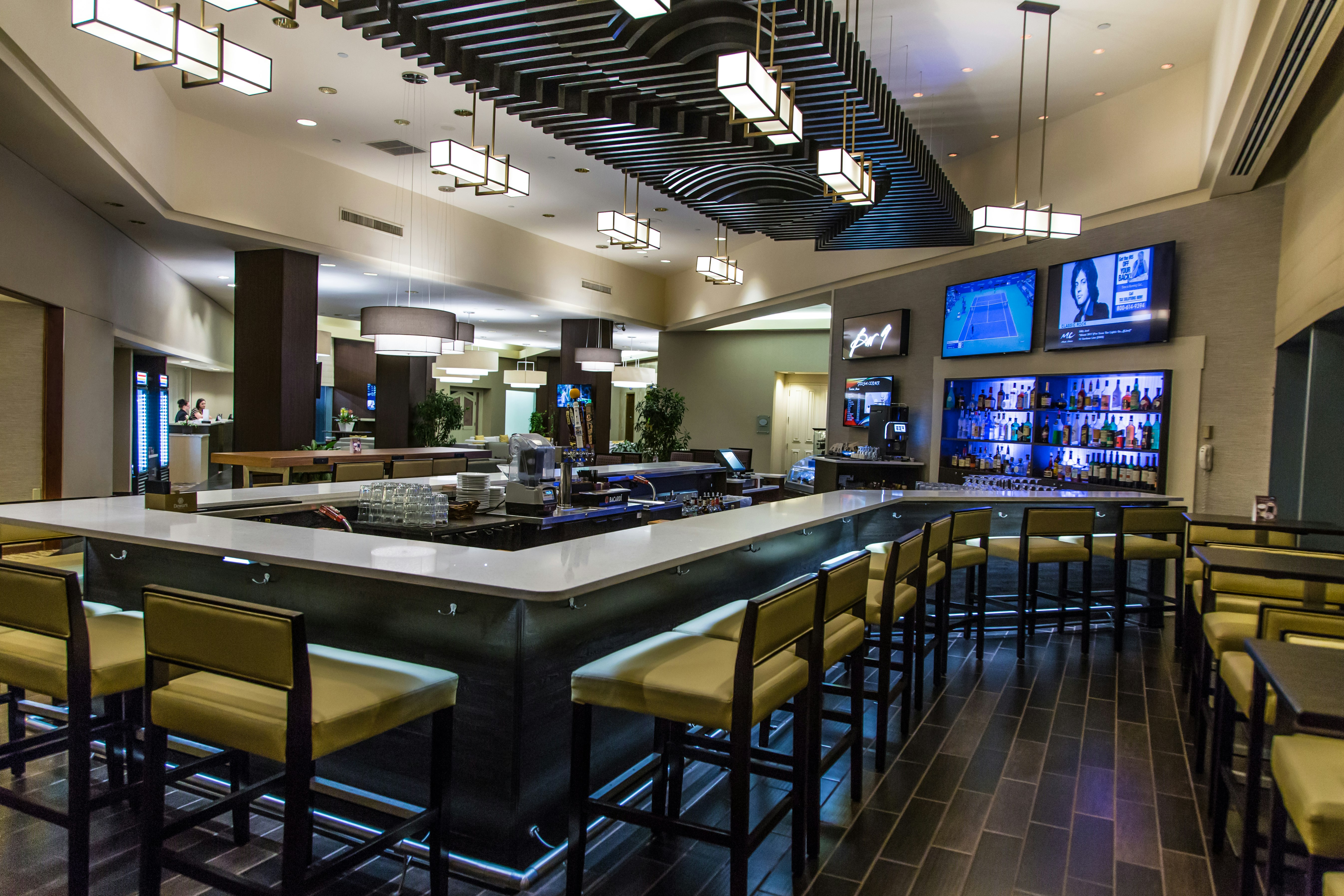 Hilton Melbourne, FL 32/46