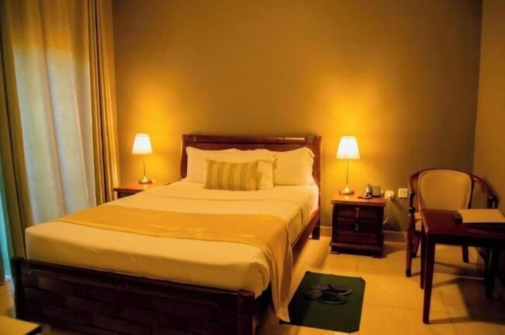 Legend Hotel 25/59