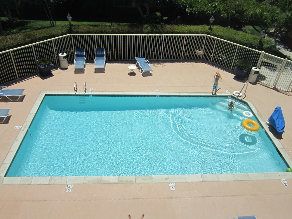 Extended Stay America Pleasanton - Chabot Drive 3/45