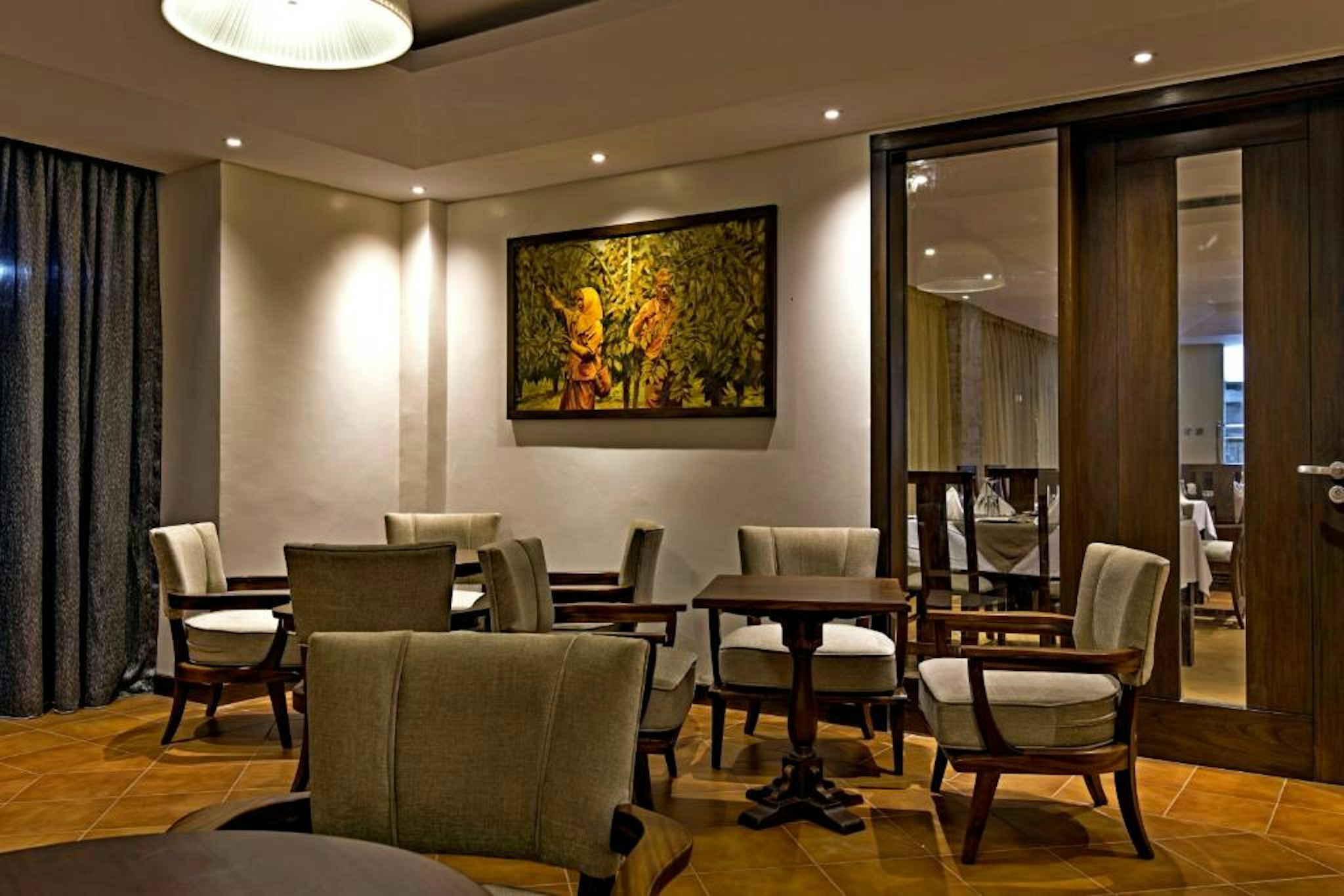 Magna Hotel And Suites 12/15