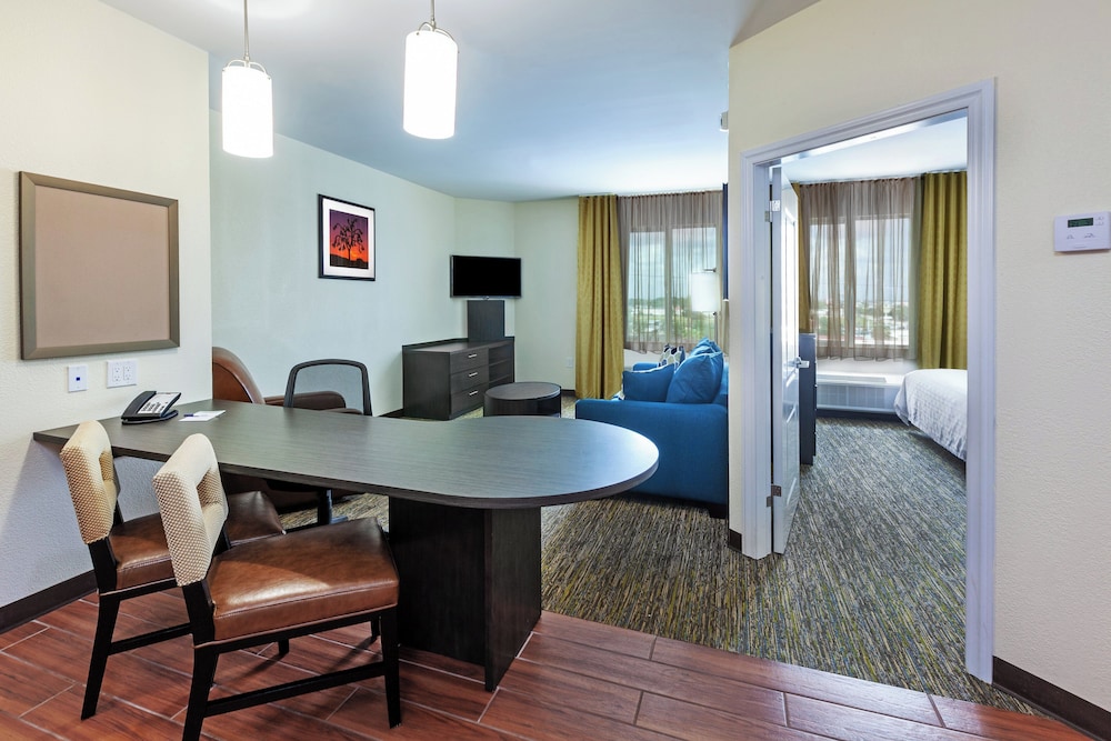 Candlewood Suites Houston North I45 Spring An Ihg Hotel 32/44