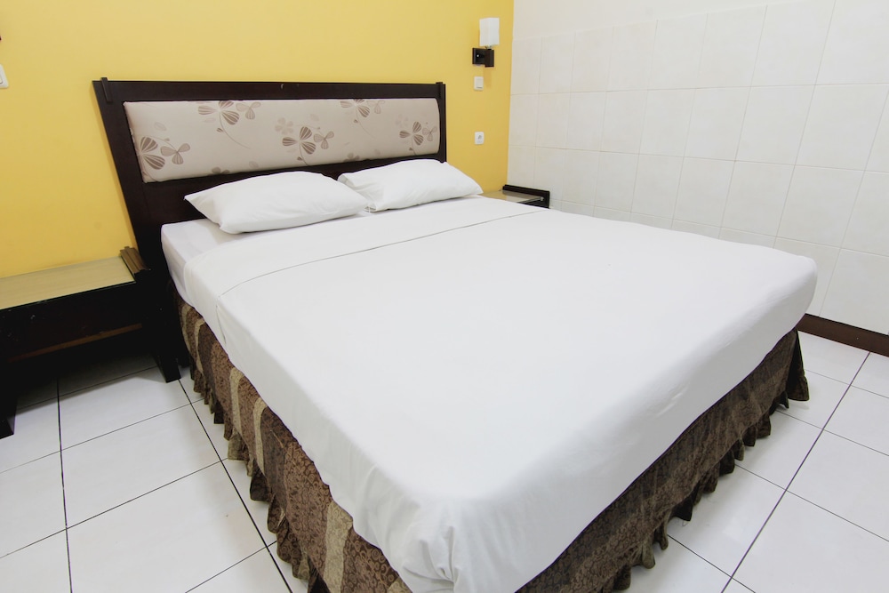 OYO 90103 Hotel Palem 18/24