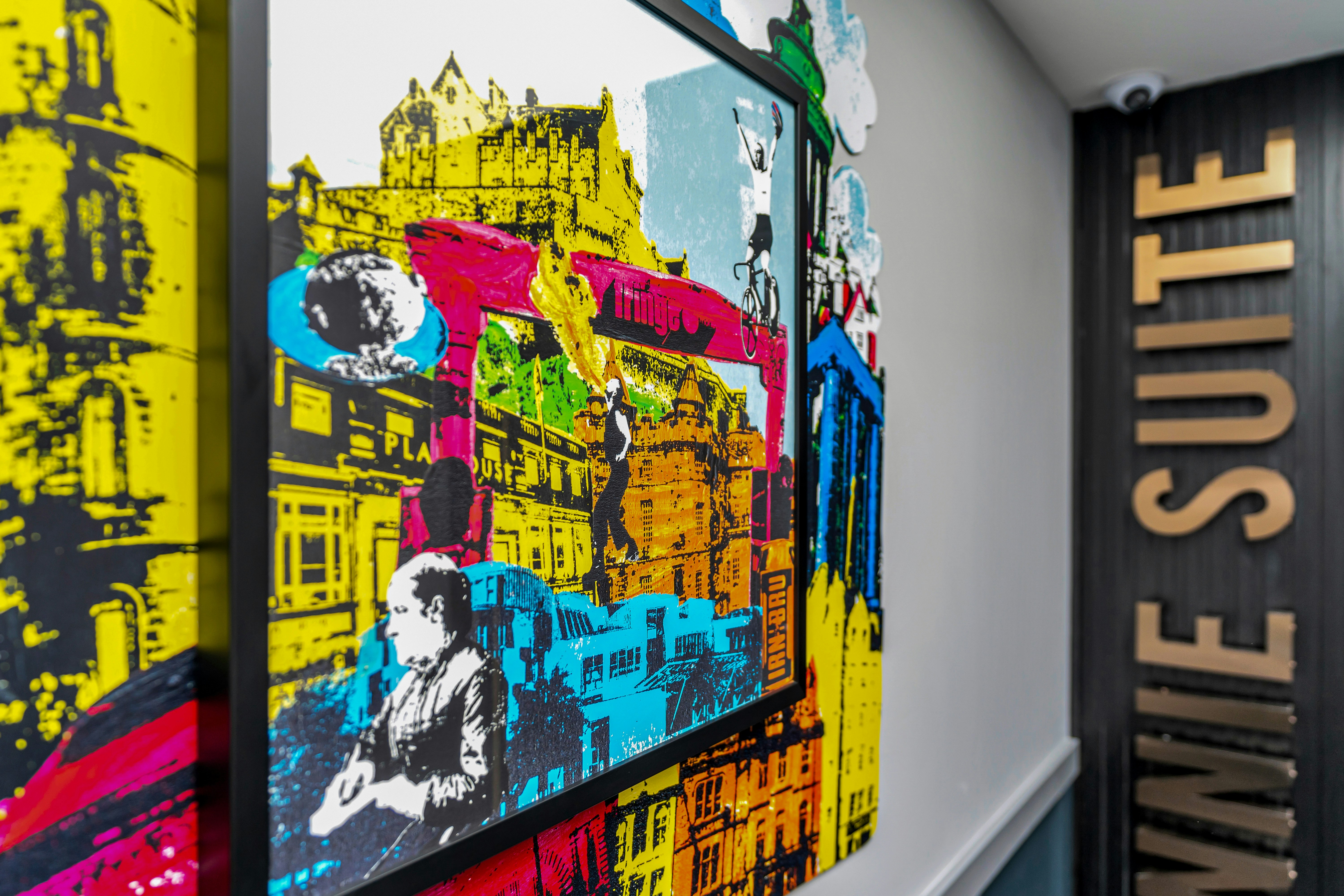 Roomzzz Edinburgh 52/58