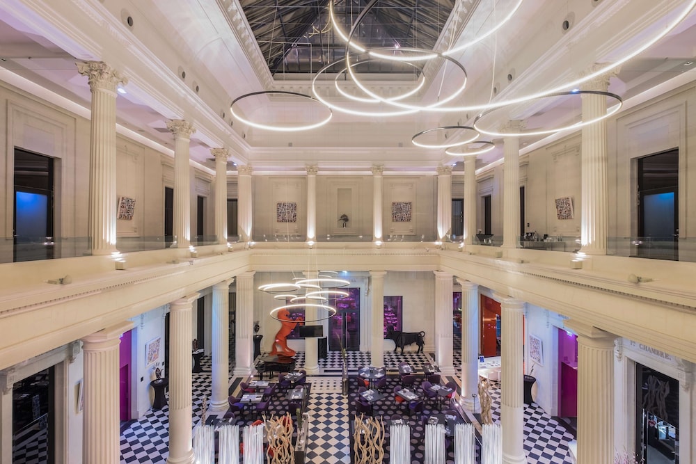 RADISSON BLU HOTEL NANTES 28/68