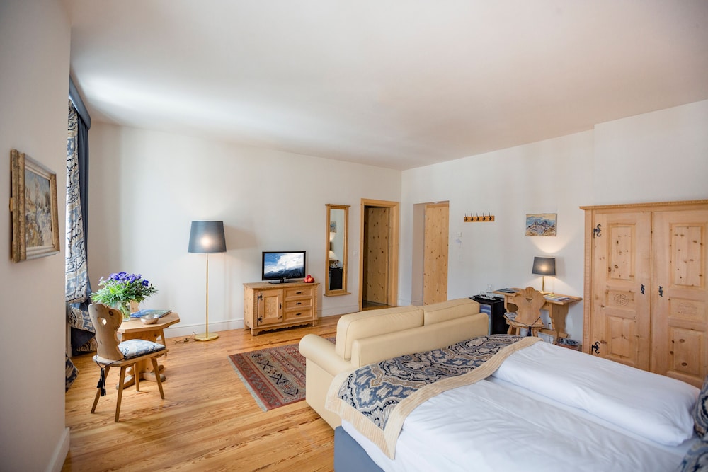 Hotel Bernina 1865 31/97