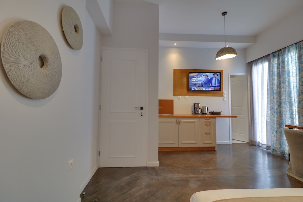 AthiNN Residence 42/50