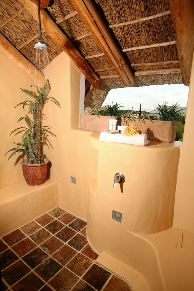 Marianne Wine Estate 50/60