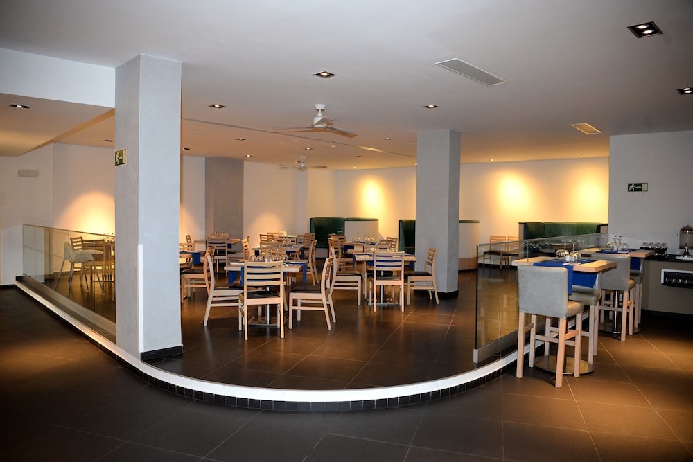 Melia Dunas Beach Resort And Spa 52/68