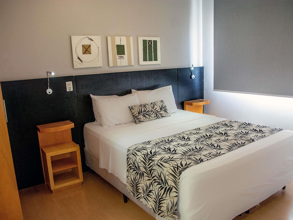 Manhattan Porto Alegre by Mercure 24/70