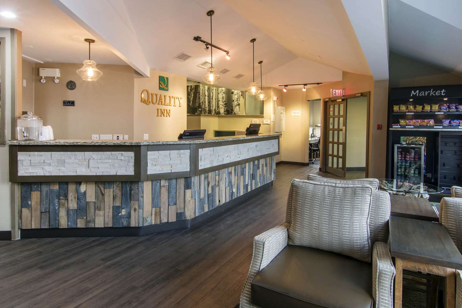 SureStay by Best Western Medicine Hat 2/14
