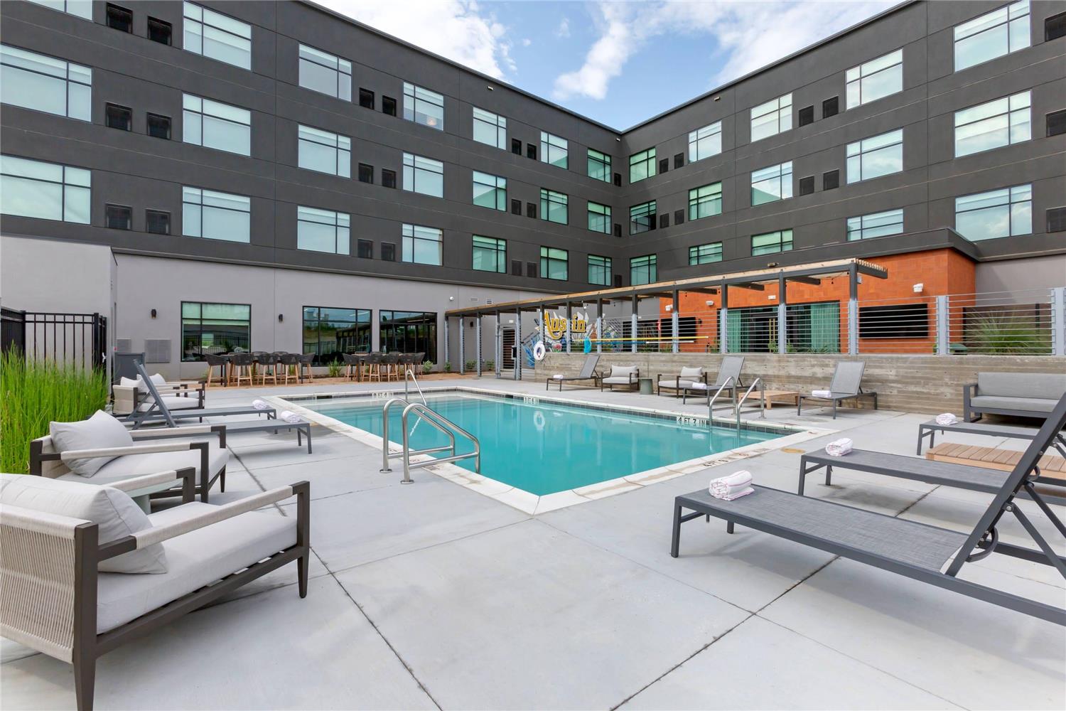 Cambria Hotel Austin Airport 5/47