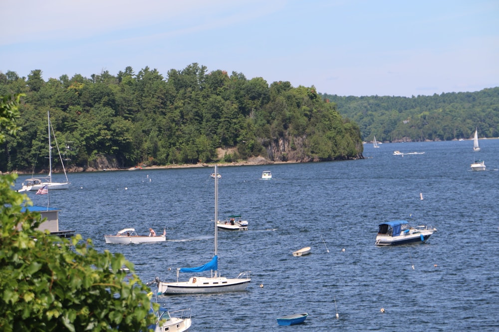 Lakeshore Vermont 89/100