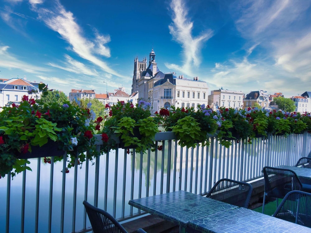 ibis Styles Meaux Centre 25/28
