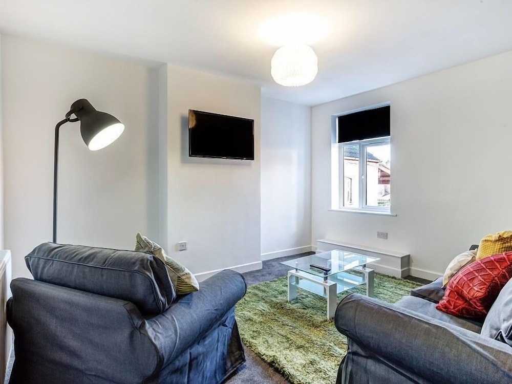 Townhouse Plus @ 166 Edleston Road Crewe 11/17