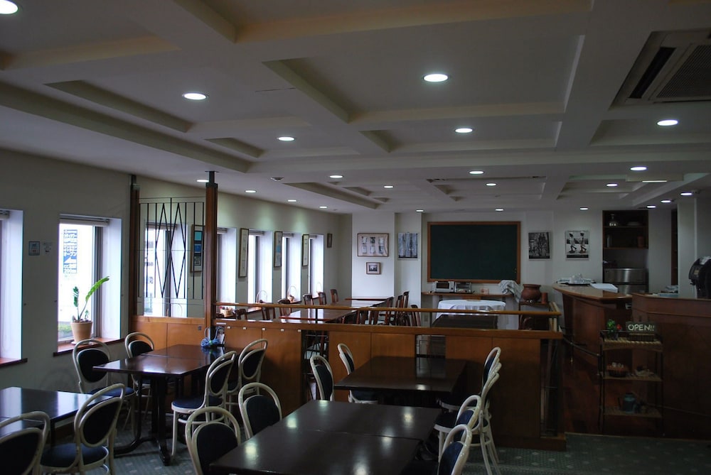 Sanside Hotel 49/56