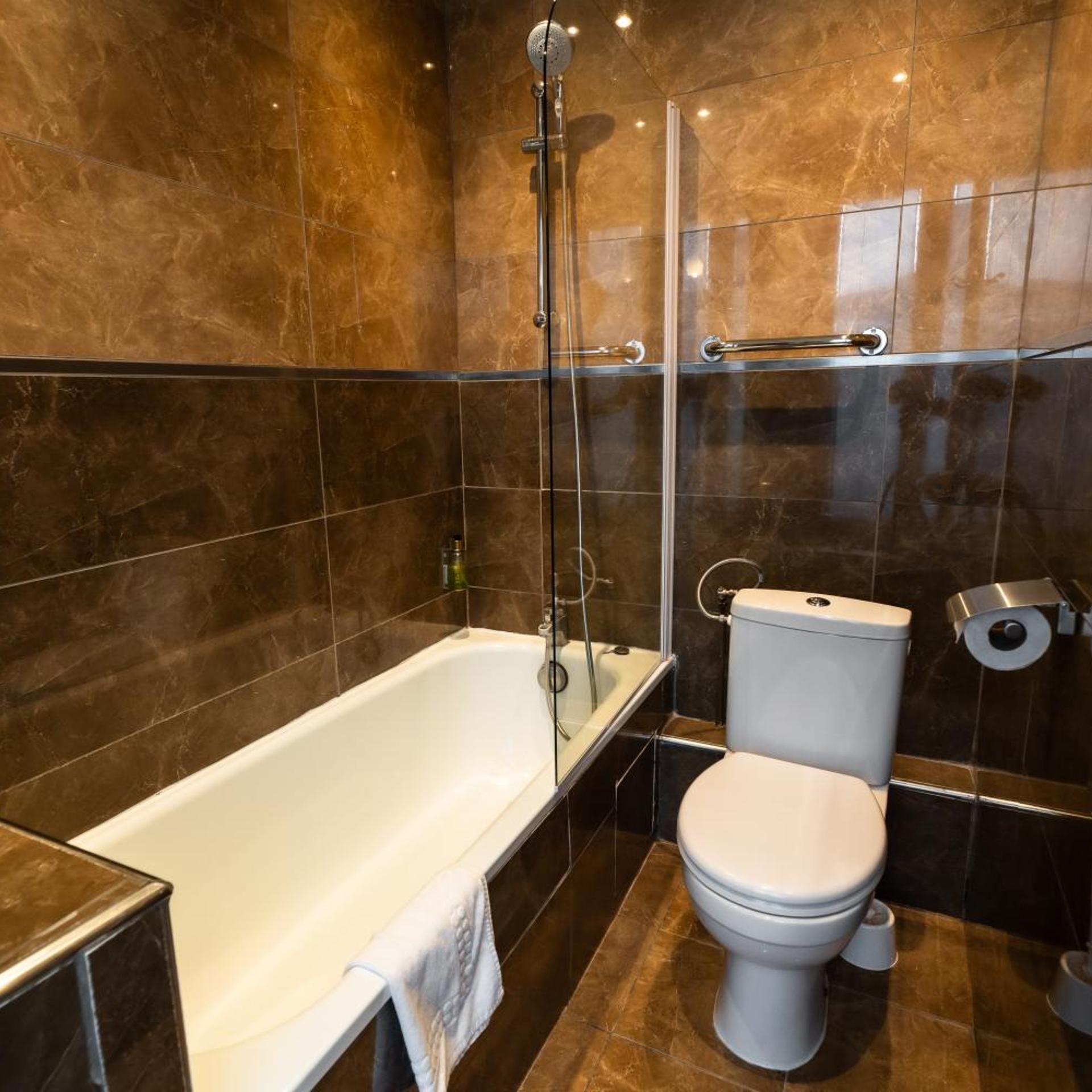 غرفة بسريرين منفصلين، Hotel Brueghel 8/10