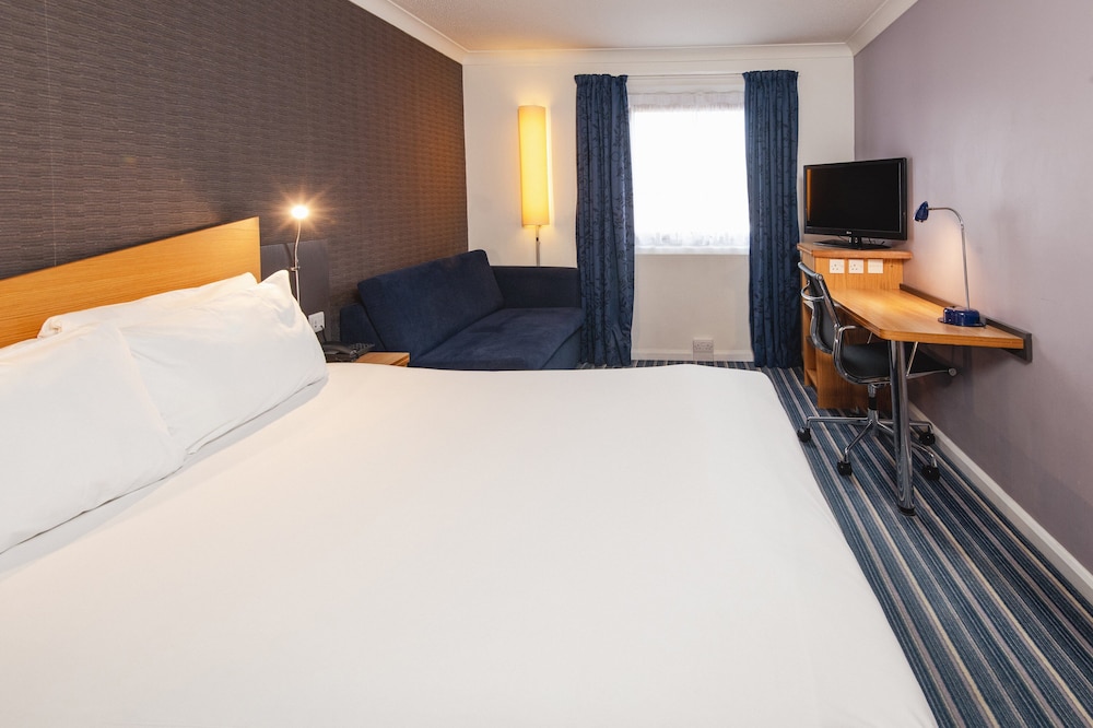STANDARD, DOUBLE BED, SOFA