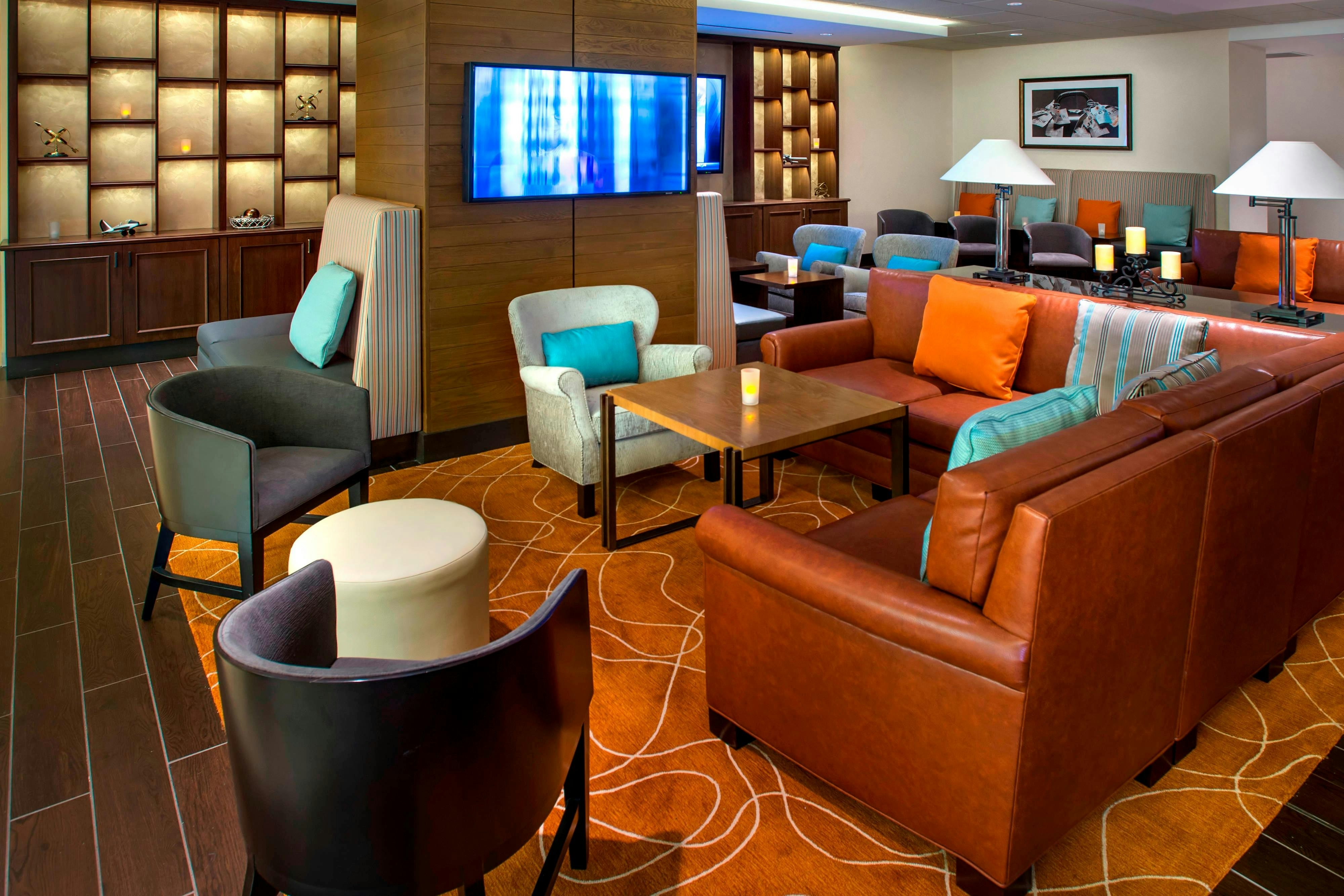 Newark Liberty International Airport Marriott 14/45