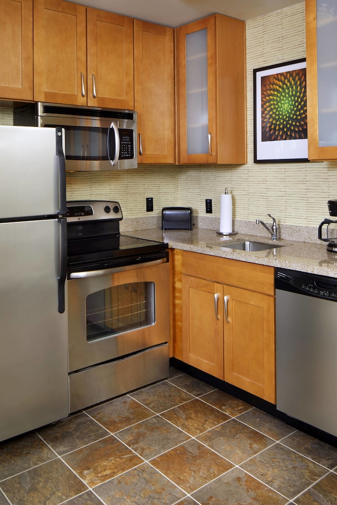 Residence Inn by Marriott San Antonio Six Flags at The Rim 5/25