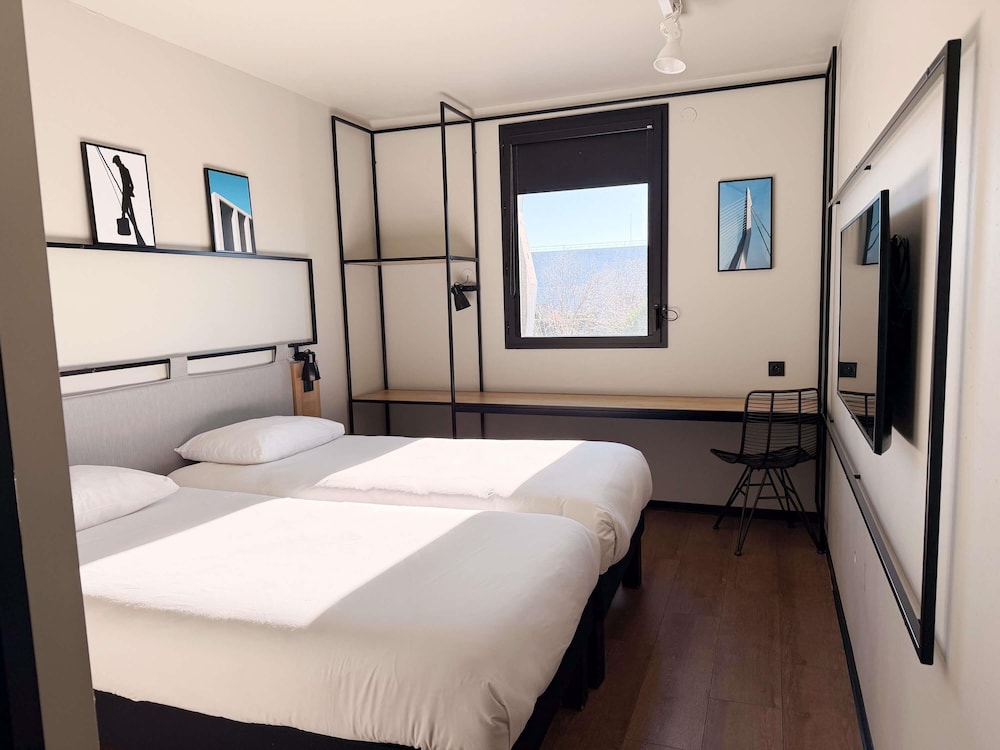 Ibis Lunel Petite Camargue 11/50
