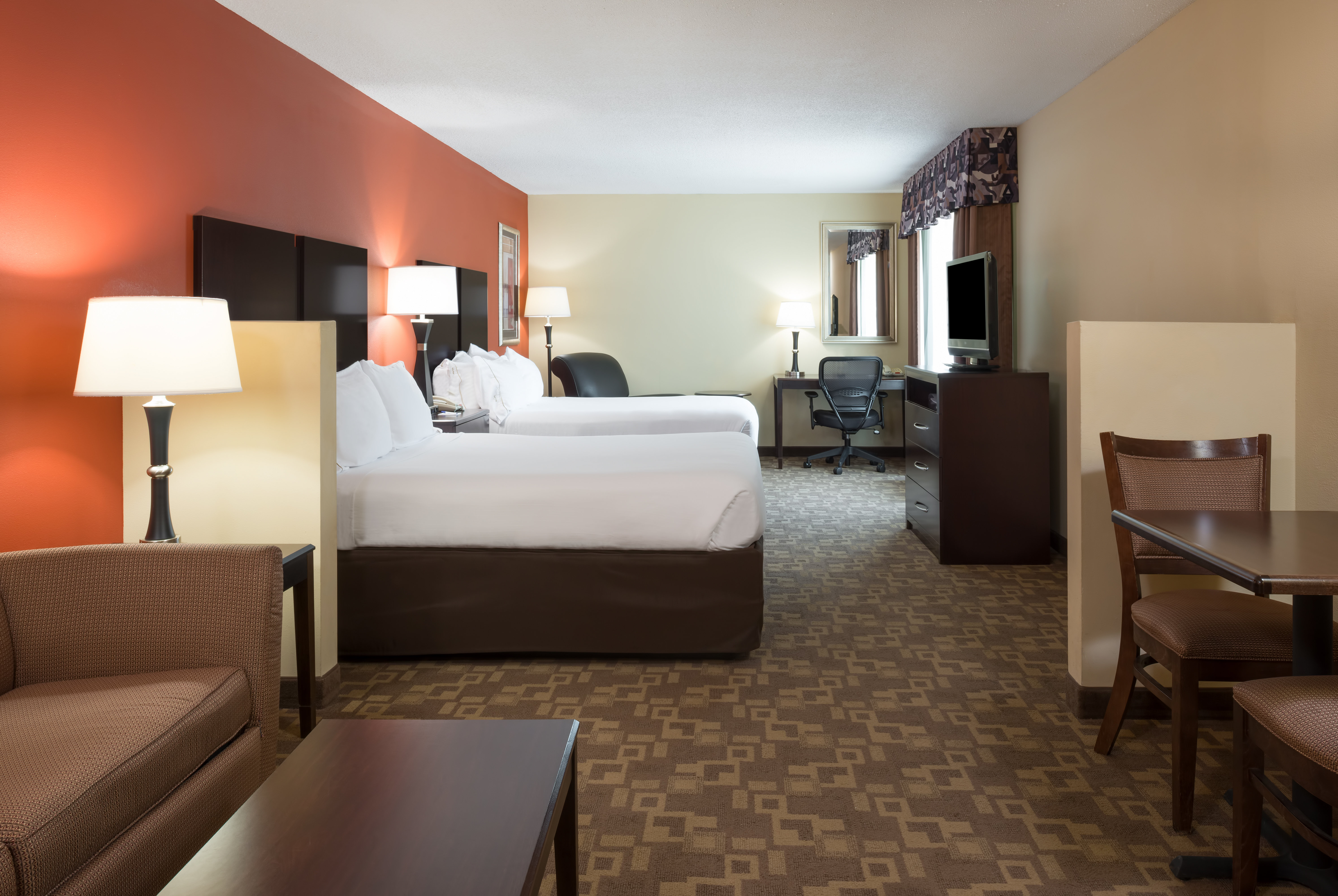 Holiday Inn Express & Suites Lexington Dtwn Area-Keenland 11/41