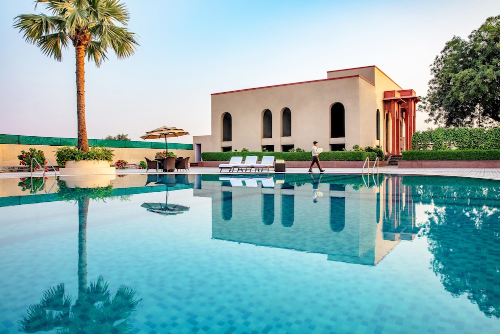 Orchha Palace and Convention Centre 4/50