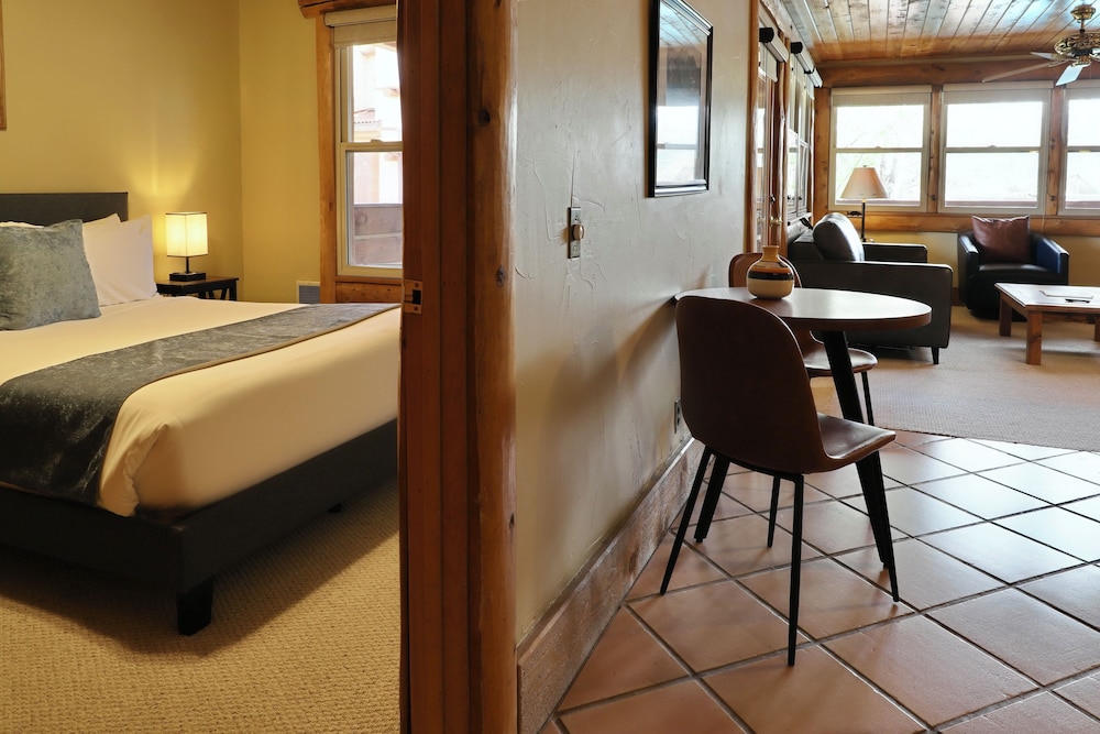 Chipeta Solar Springs Resort 22/51