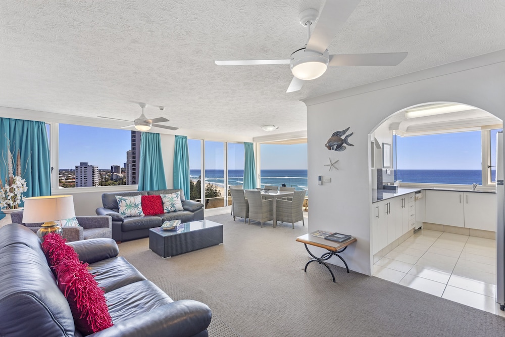 Southern Cross Apartments 48/70