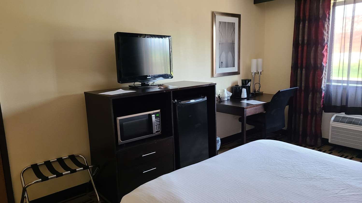 Best Western Shippensburg Hotel 51/58