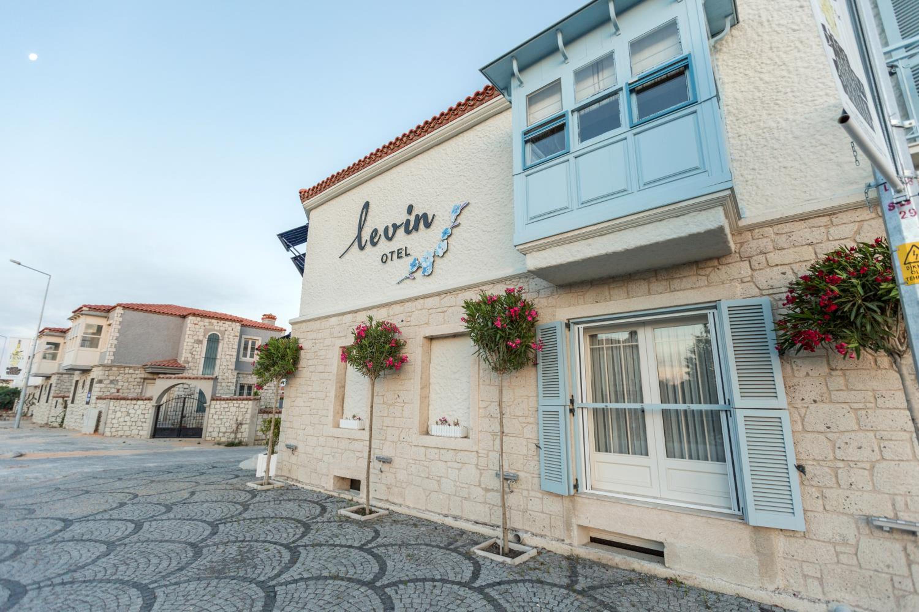 Levin Otel 41/50