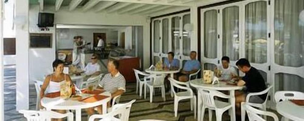 Hotel Apartamento Do Golfe 35/50