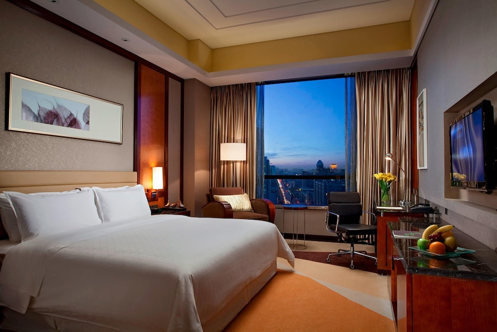 Crowne Plaza Tianjin Binhai Center 23/64