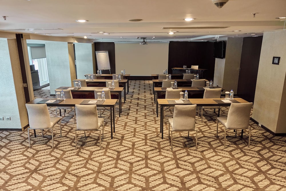 Avantgarde Levent 42/50