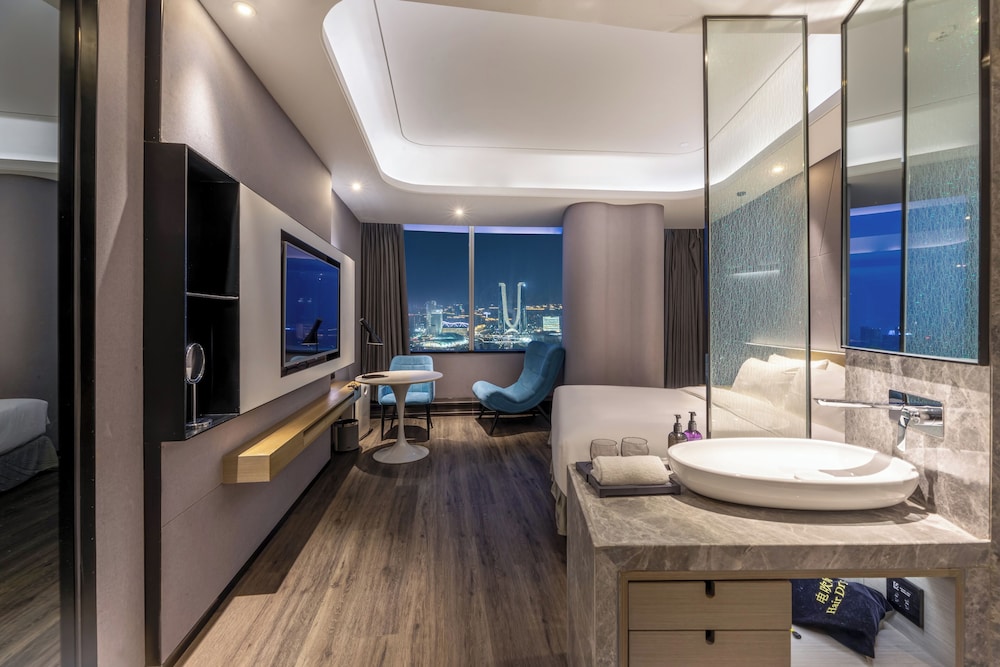 Mercure Hangzhou Qianjiang 66/67