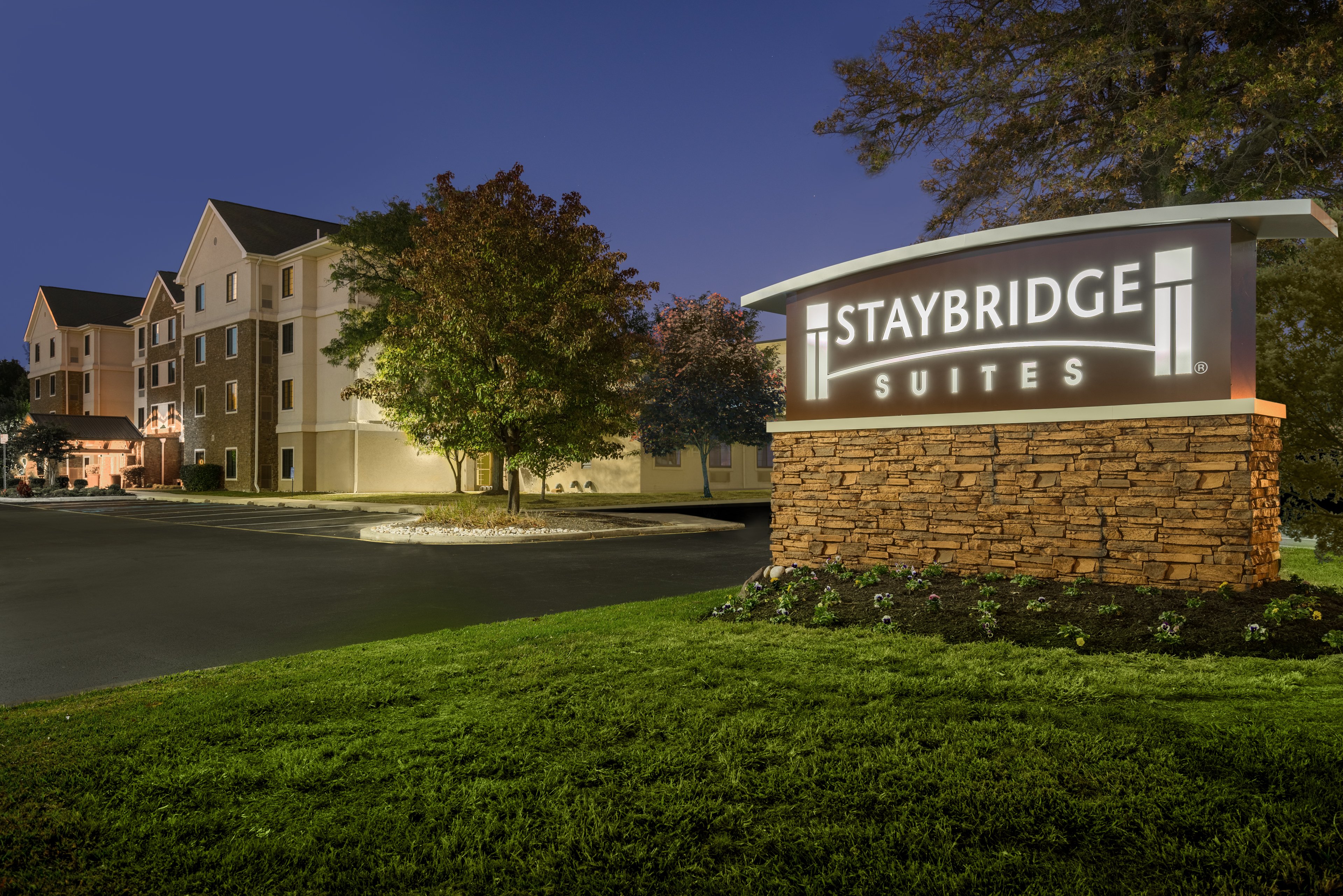 Staybridge Suites Wilmington Newark 42/44