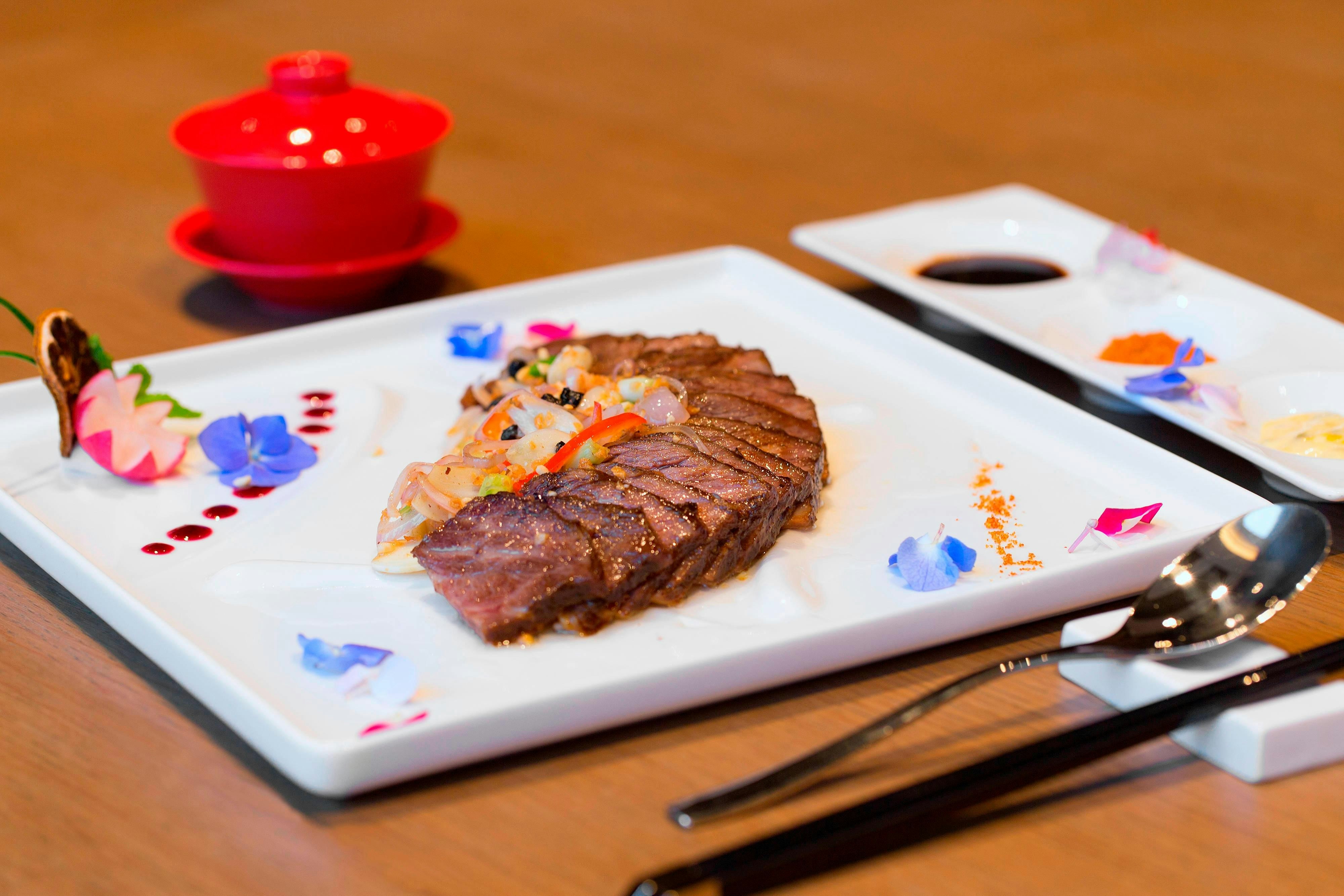 Le Meridien Xiaojing Bay 3/17