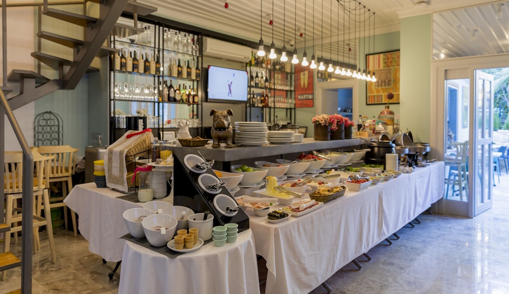 Delight Deluxe Boutique Hotel 57/79